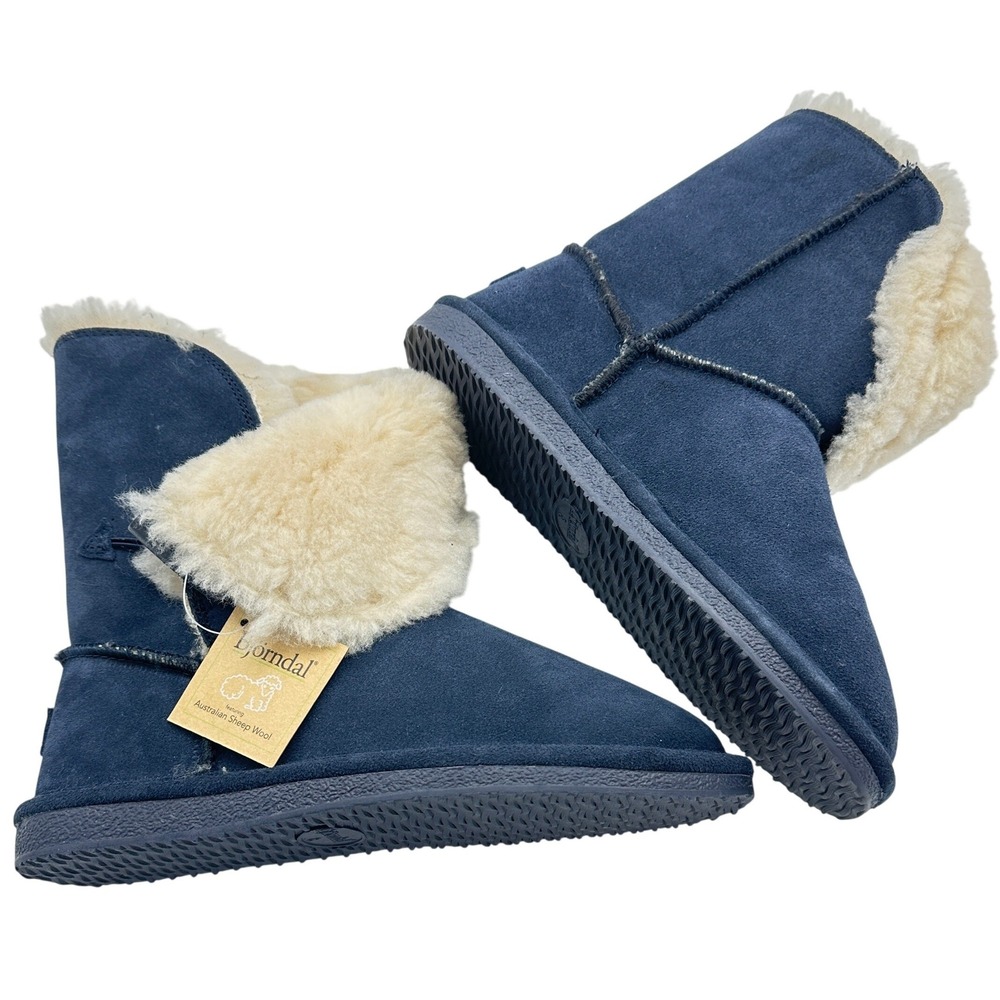 Bjorndal Joey Boots Women‎ SZ 8 Navy Blue New Australian Sheep Wool Suede Toggle